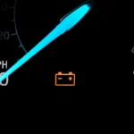 Luz de bateria ligada em painel de carro. Falando sobre luz da bateria acendendo no painel do carro.