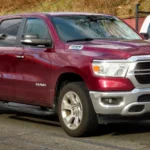 Dodge Ram na cor vinho. Falando sobre o seguro dodge ram.