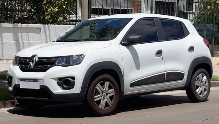 Renault Kwid na cor branca. Falando sobre luzes do painel do kwid.