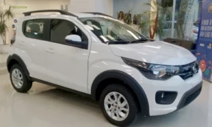 Fiat Mobi na cor branca. Falando sobre o seguro mobi.