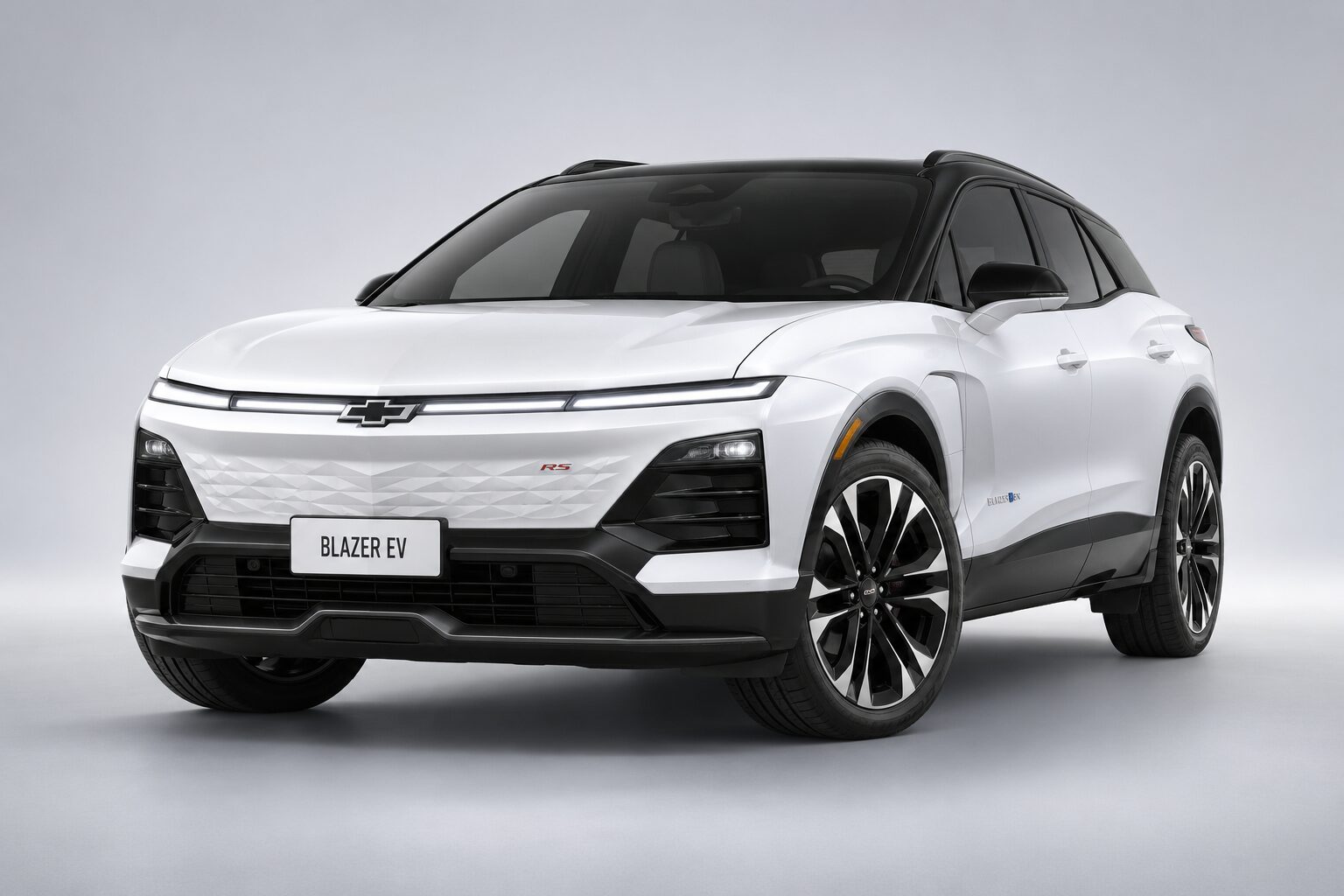 Chevrolet Blazer EV 2026 vista de frente em artigo sobre preço e cotação de seguro