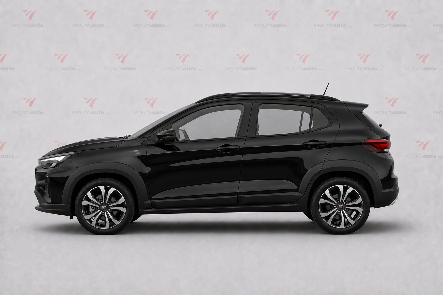 Vista lateral do Fiat Pulse 2026 preto para comparar o preço do seguro